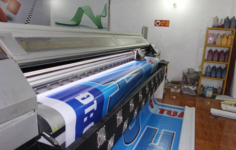 in bạt quảng cáo, in phông bạt, in bạt, In bạt quảng cáo giá rẻ, đẹp tại Hà Nội, Xưởng in én vàng | Tư vấn thiết kế in offset miễn phí
